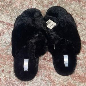 Victoria Secret Black Fuzzy Slippers